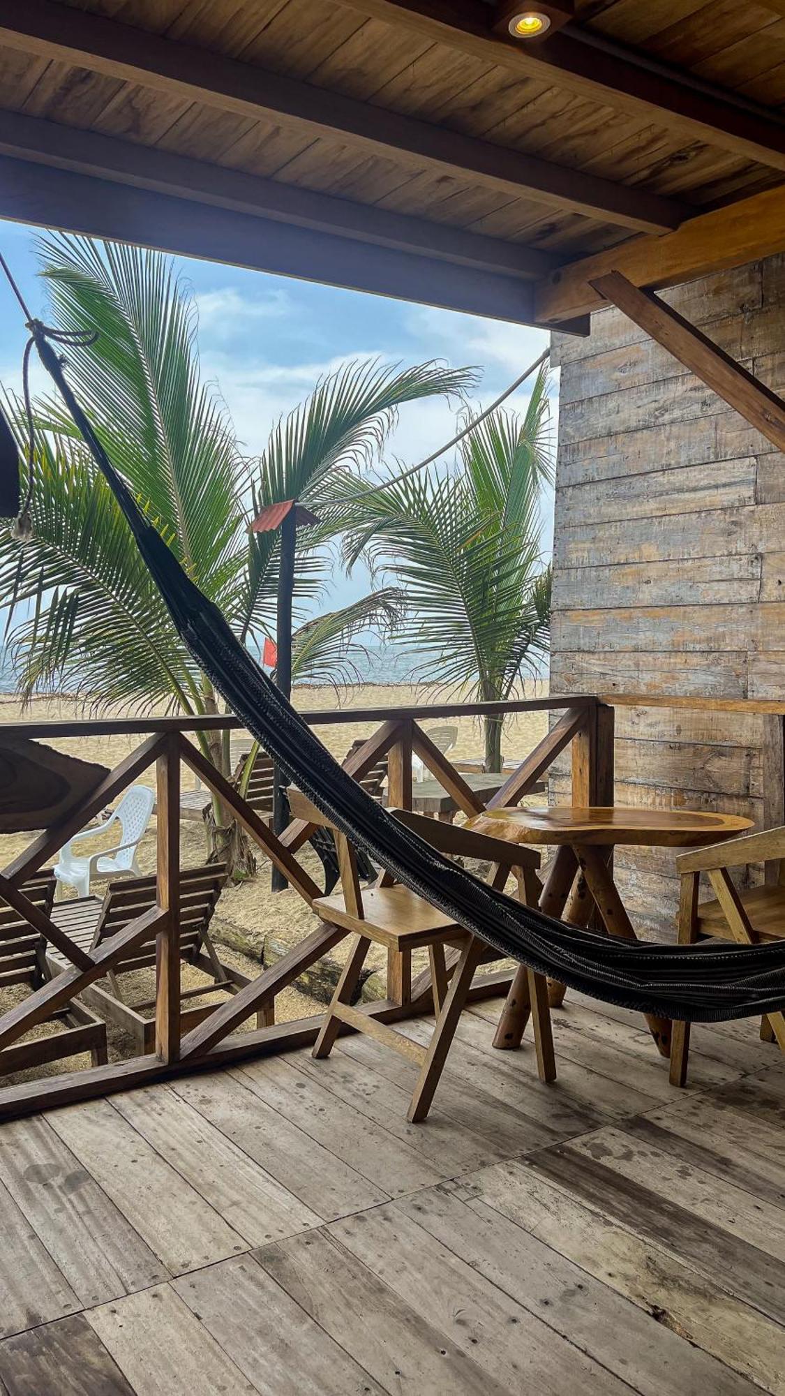 Hostal Mocambo Beach Guachaca Bagian luar foto