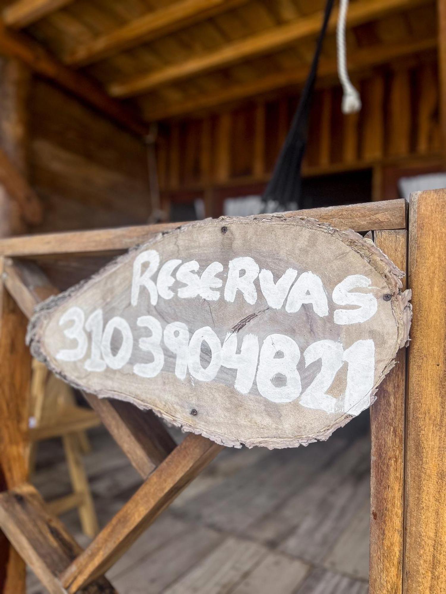 Hostal Mocambo Beach Guachaca Bagian luar foto