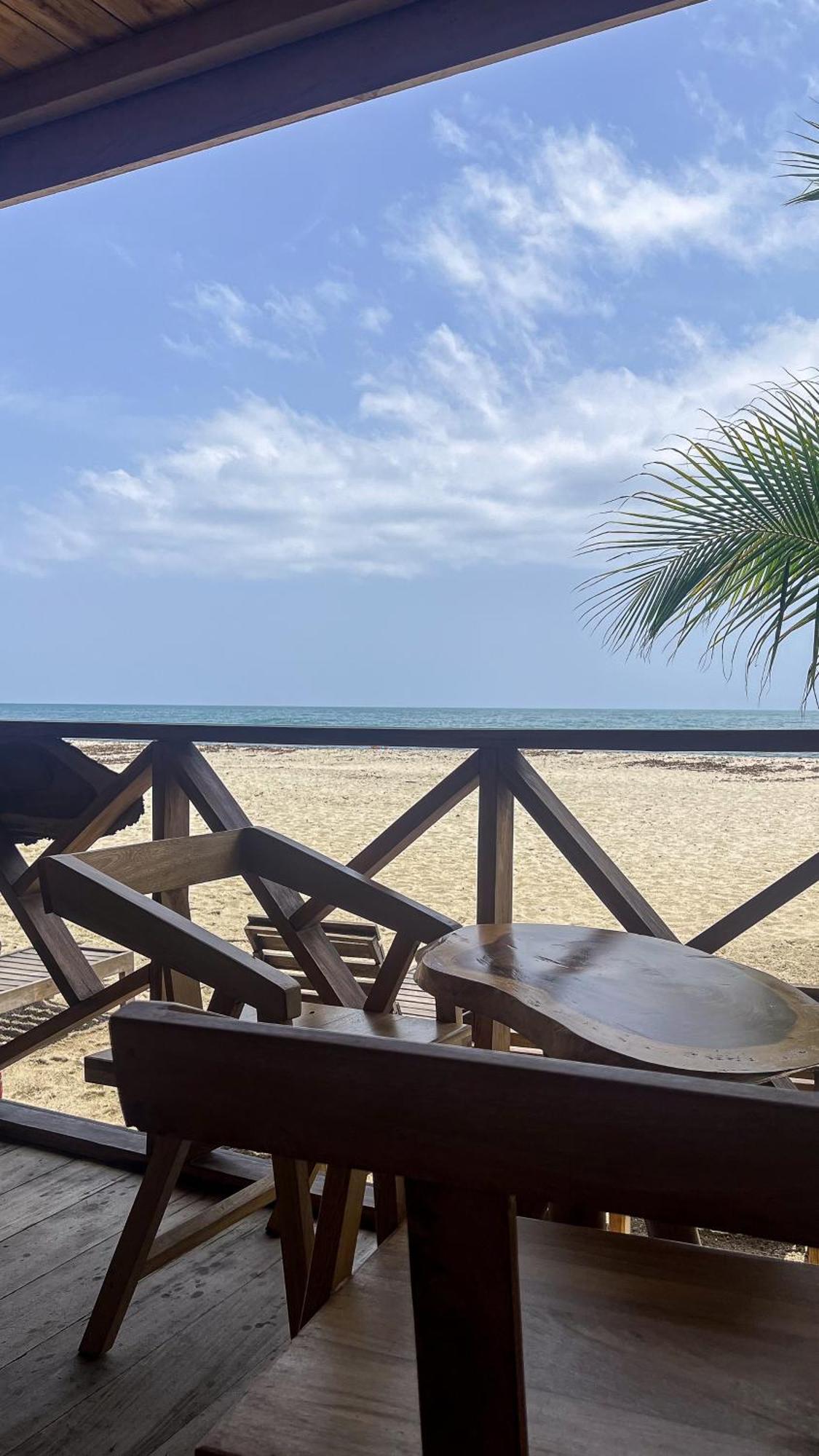 Hostal Mocambo Beach Guachaca Bagian luar foto
